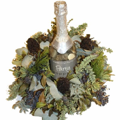 wreath-with-bottle